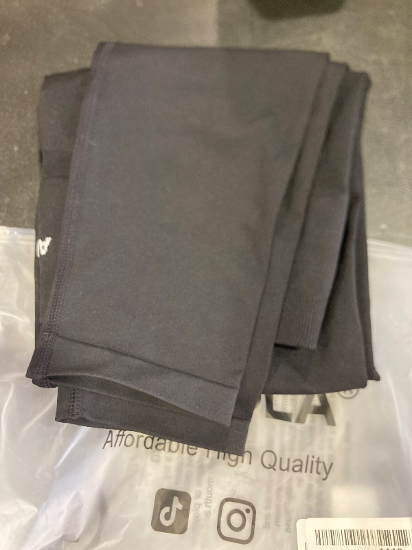 Photo 1 of AUROLA Intensify Seamless Scrunch Legging Women Yoga Pants 7/8 Tummy Control Running for Workout Fitness Sport Active Legging-25'' (XL, Black)