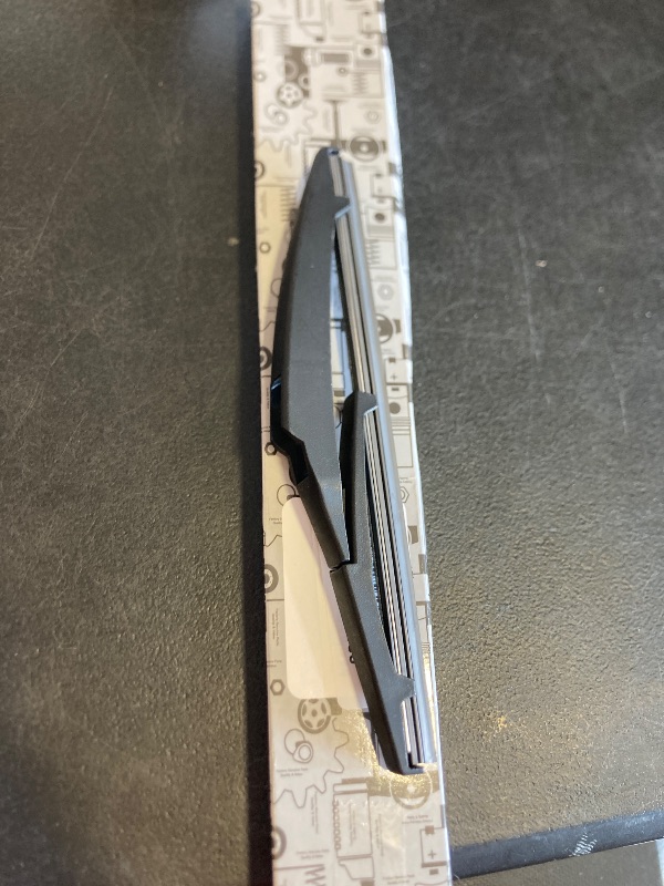 Photo 1 of Justcar 8" Rear Wiper Blade Replacement for Toyota Prius C 2019-2012 /Lexus CT200h 2017-2011 Rear Windshield Wiper Blade For My Car (8-A)