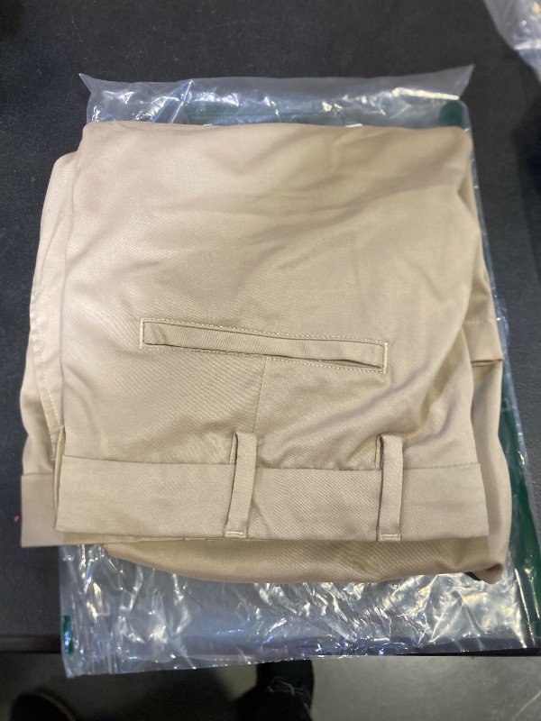 Photo 1 of Amazon Essentials Men's Classic-Fit Stretch Golf Pant (Available in Big & Tall), Khaki Brown, 40W x 28L