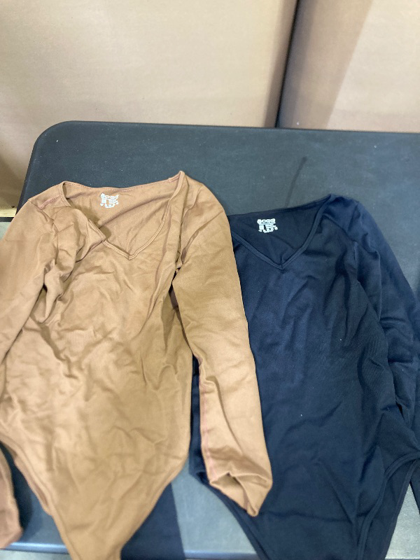 Photo 1 of oqq 2 piece long sleeve v neck bodysuit size large 