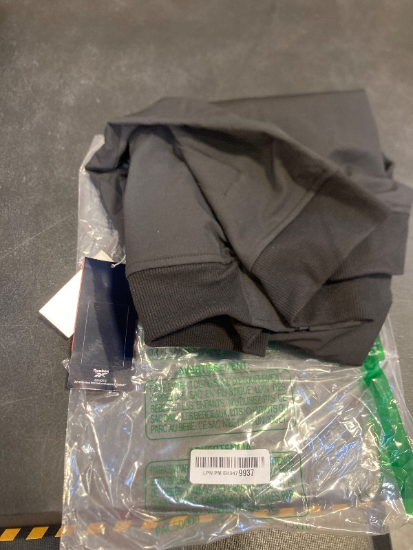 Photo 1 of Reebok Mens Rain Jacket - Full Zip Up Lightweight Water Resistant Windbreaker Soft Shell Collar Rain Coat for Men (S-XL), Size Medium, Black