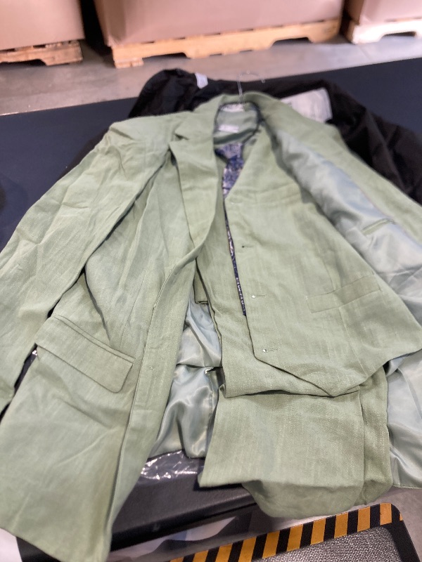 Photo 1 of Boy Linen Suits Slim Fit Green Teenager Linen Suit for Boys Beach Wedding Outfit Lightweight Tuxedo Teen Homecoming Set Size 18W