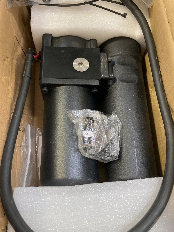 Photo 1 of Teilelager AM145903 BM25143 12V Cargo Box Power Lift Actuator Kit with Switch and Relays Compatible with John Deere Gator Gators XUV 825i 855D 865R 865E 855M 855E 835R 835M 835E 825M