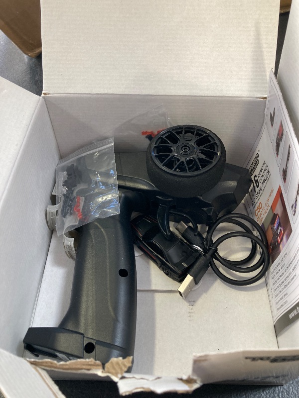 Photo 1 of FLYCOLOR Turbo RC 1:76 Mini Sports Car 4CH 2.4GHZ Remote Control Full Proportional RTR Kit with 2 Replaceable Body Shell (C74-Black)