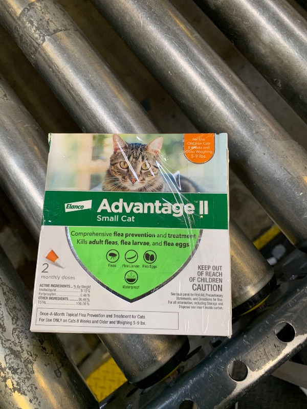 Photo 1 of Advantage II Small Cat Vet-Recommended Flea Treatment & Prevention | Cats 5-9 lbs. | 2-Month Supply