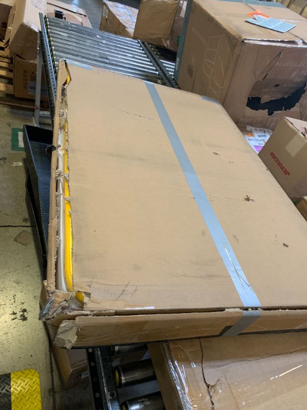 Photo 1 of VEVOR 6 Foot Scaffolding Safety Guardrail, Rustproof Solid Carbon Steel Scaffold Guard Rail of 55.4 lbs Load Capacity, Baker Style Metal Guardrails Accessory System for Scaffolding Platform, Yellow
