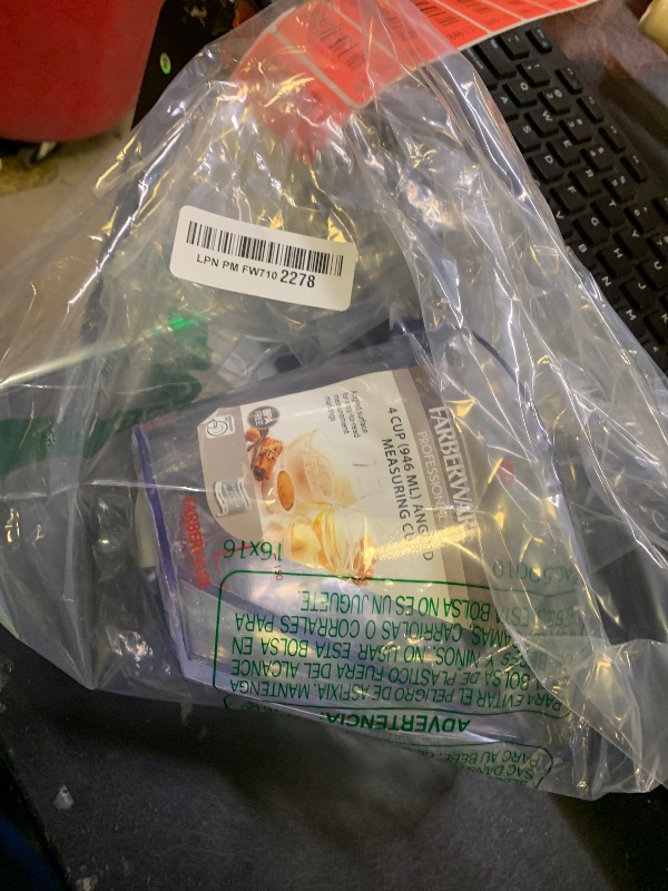 Photo 1 of **NO HANDLE, BROKEN** Farberware Pro Angled Measuring Cup, 4 Cup, Red