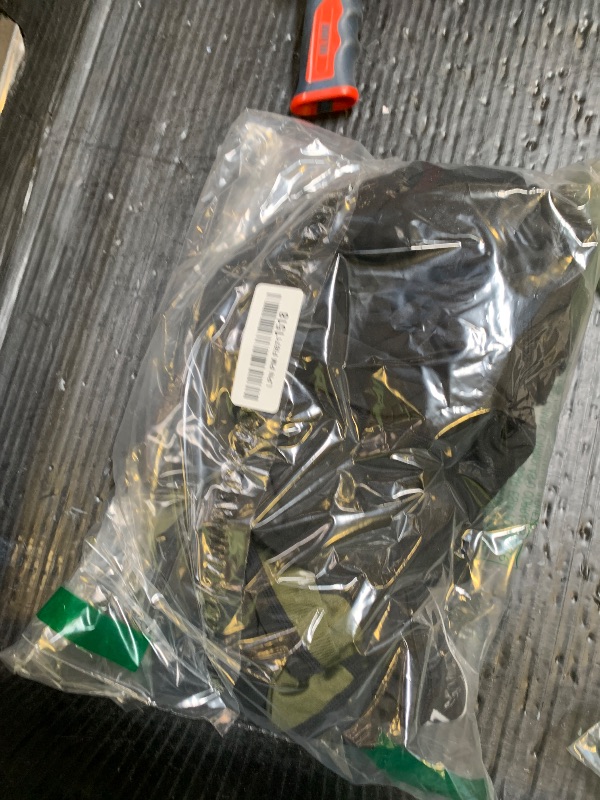 Photo 1 of CL convallaria Mens Thermal Underwear Set, Long Johns for Men Winter Hunting Gear Sport Base Layer Top and Bottom Midweight Black M