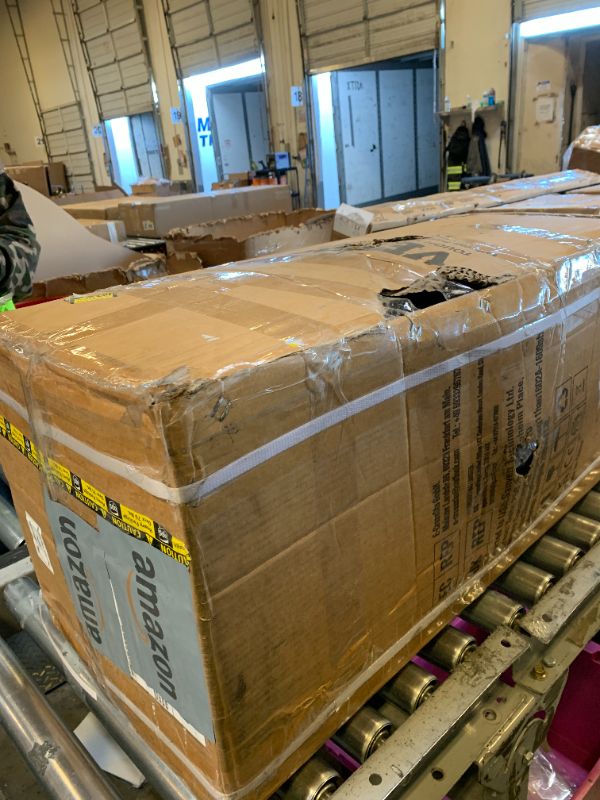 Photo 1 of VEVOR 13-Gallon Air Compressor, 2HP, 4.6 SCFM@90PSI, Oil-Free Tank, 66dB Quiet Operation, Ideal for Tire Inflation, Woodworking, Auto Repairs, and Spray Painting (Maximum Pressure 125 PSI)