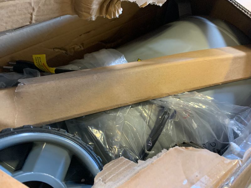 Photo 1 of VEVOR 13-Gallon Air Compressor, 2HP, 4.6 SCFM@90PSI, Oil-Free Tank, 66dB Quiet Operation, Ideal for Tire Inflation, Woodworking, Auto Repairs, and Spray Painting (Maximum Pressure 125 PSI)