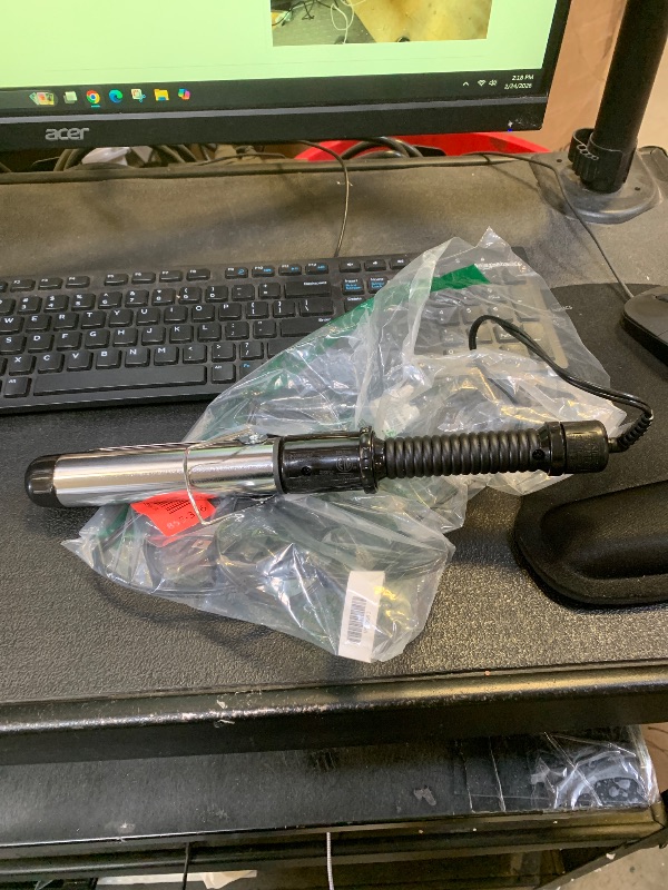 Photo 1 of 
Conair Instant Heat 1¼-Inch Curling Iron, 1¼-Inch Barrel Produces Loose Curls, Hair Curler for Medium and Long Hair, 25 Heat Settings, Black