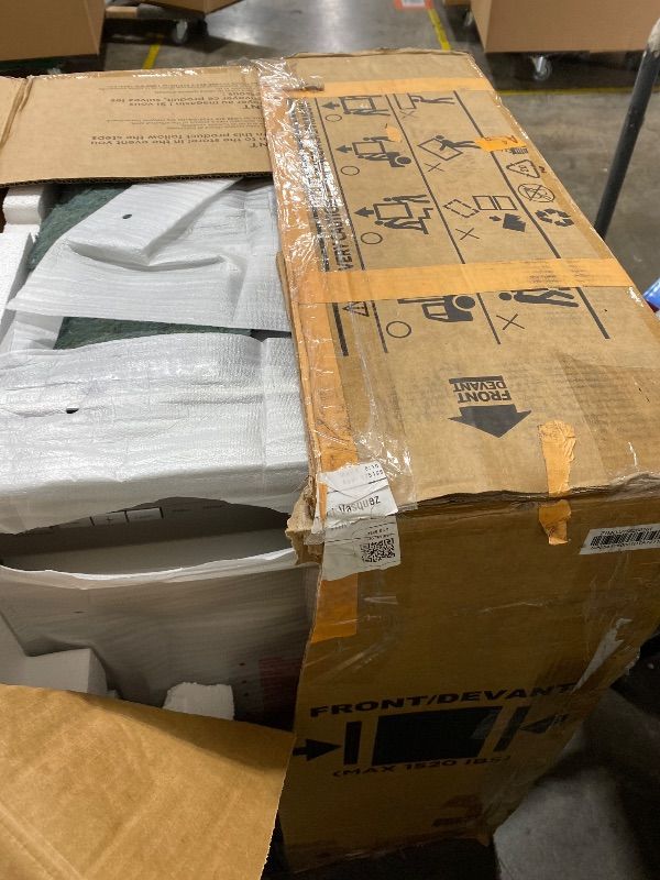 Photo 1 of Midea MDF18A1AST Built-in Dishwasher with 8 Place Settings, 6 Washing Programs, Stainless Steel Tub, Heated Dry, Energy Star