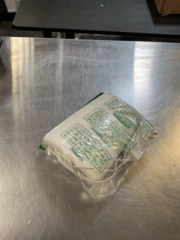 Photo 1 of Netgear Orbi RBR40 mesh WiFi Wireless Router