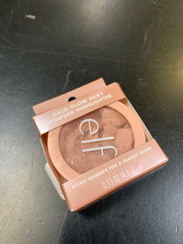 Photo 1 of **BROKEN** e.l.f. Halo Glow Silky Powder Highlighter, Long-Lasting Luminous Face Finish, Cake-Resistant With Micro-Shimmer, Vegan & Cruelty-Free, Blush Money