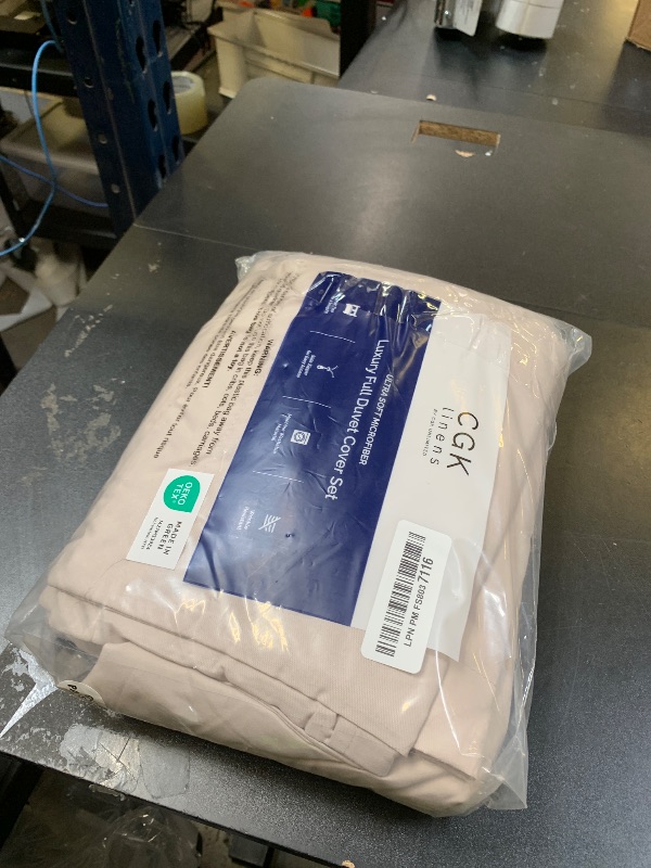 Photo 1 of Duvet Cover Full Size - Extra Soft Full Size Duvet Cover - Lightweight, Breathable & Cozy - Easy Care & Fade Free with Zipper Closures & Ties - 80" x 90" Inches - (Wheat) Comforter Not Included