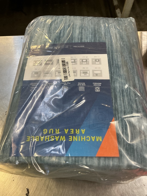 Photo 1 of GarveeHome Scalloped Washable Area Rugs 5x7 Rug for Living Room Modern Non Slip Throw Rugs Blue Rug Soft Bedroom Rugs Non Shedding Low Pile Stain Resistant Carpet for Dining Room Nursery 5'x7' Blue