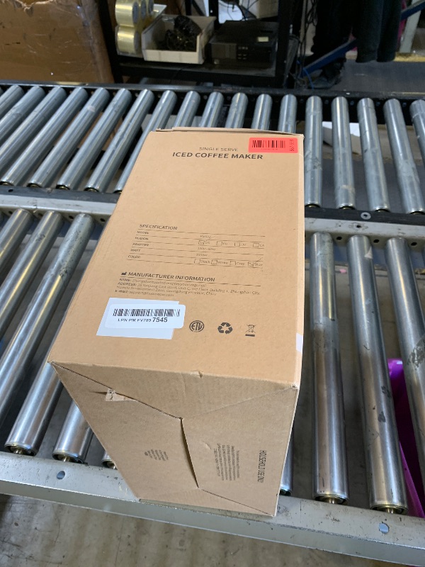 Photo 1 of **HEAVY USE** TWOMEOW K Cup Coffee Maker With Bold Setting, Single Serve Hot & Iced Coffee Maker for K-Cup and Grounds, 52oz Removable Water Tank, 6 to14oz Brew Sizes, Pod Coffee Machine With Reusable Filter, Blue