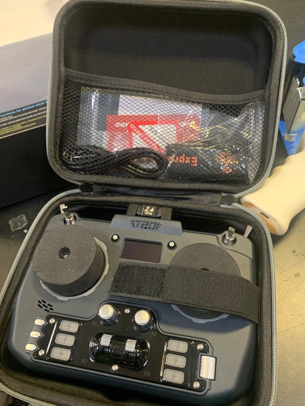 Photo 1 of 2024Upgraded Jumper T20S V2 2.4Ghz RDC90 Sensor Gimbals OLED Screen Radio Controller ELRS EdgeTX Multi Protocol