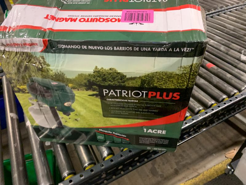 Photo 1 of Mosquito Magnet MM4200B Patriot Plus Mosquito and Flying Insect Trap and Killer - Outdoor Fly Trap Protects Up to 1 Acre, Green