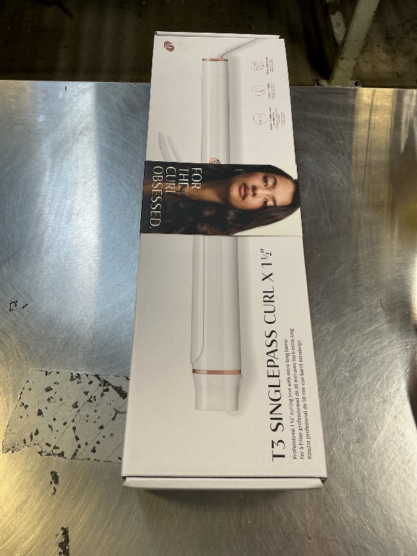 Photo 1 of  Curl X Extra-Long Barrel Curling