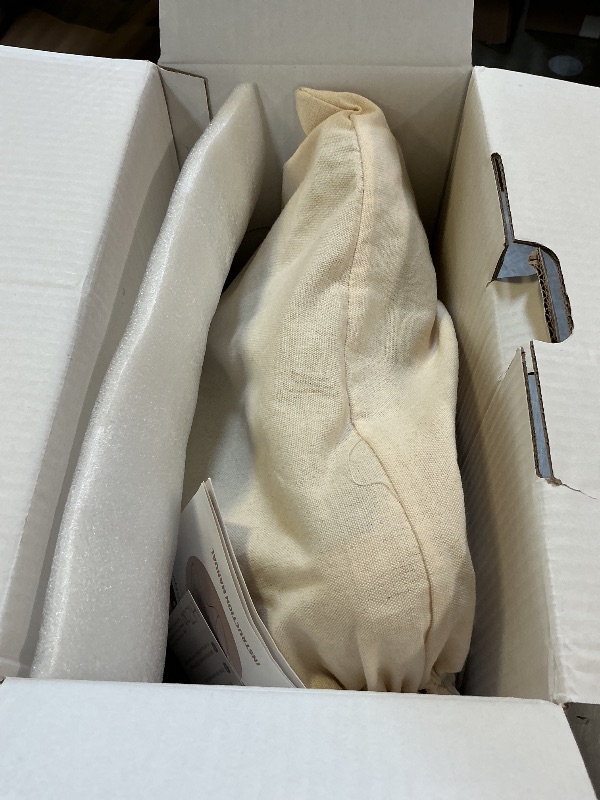 Photo 1 of Hizoo Pillow Type Neck Massager