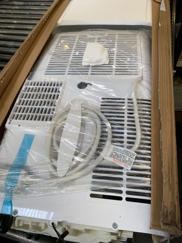 Photo 1 of **USED, DIRTY** Air Conditioner, Towallmark14,000 Btu Air Conditioner Portable, for Room up to 750 Sq. Ft. with Remote Control, 3-Speed Fan, Suitable For Rooms Between 550-750 sqft