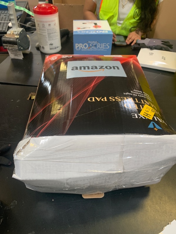 Photo 1 of Heated Mattress Pad King Size Quilted Zone Heating Electric Bed Warmer Luxury Comfort Heat Mattress Pad Cover Dual Controller?10 Heat Setting | 1-12 Hours Auto Shut Off | with 8-21 Inch Deep Pocket?