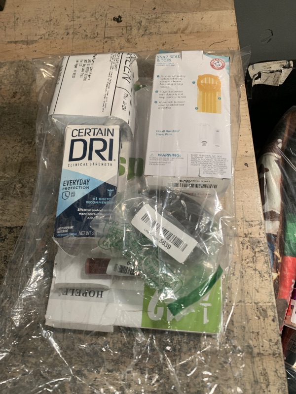 Photo 1 of  6 ASSORTED MISC ITEMS
