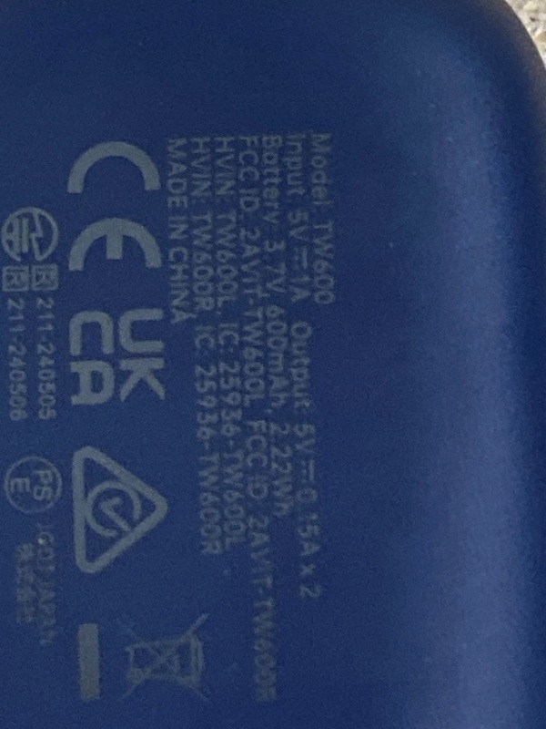 Photo 1 of **Only one earbud** EarFun Air Pro 4 Adaptive Hybrid Noise Canceling Wireless Earbuds, Qualcomm Snapdragon Sound, aptX Lossless, 6 Mics AI CVC 8.0 Call, LDAC Hi-Res Audio, 52H Playtime, Bluetooth 5.4 (Royal Blue) Right ear bud missing