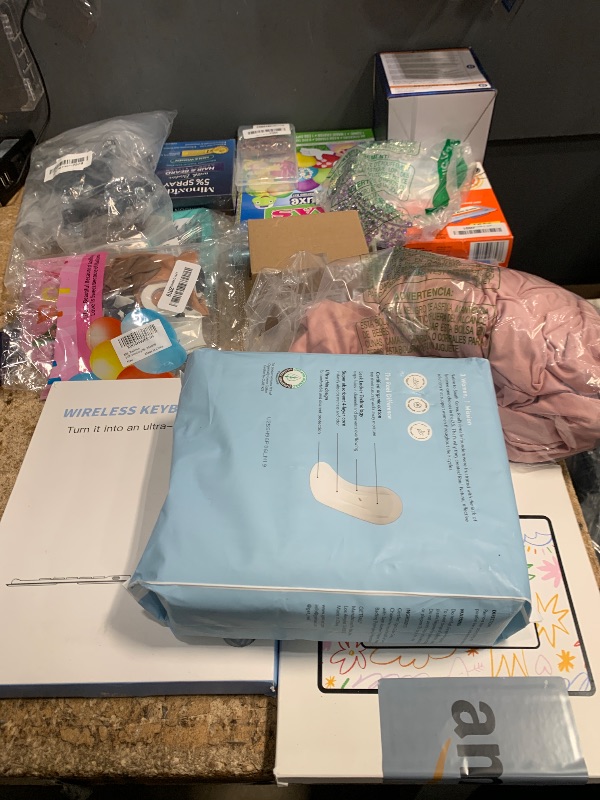 Photo 1 of ** SOLD AS IS BUNDLE OF MISCELLANEOUS AND SORTED GOODS **