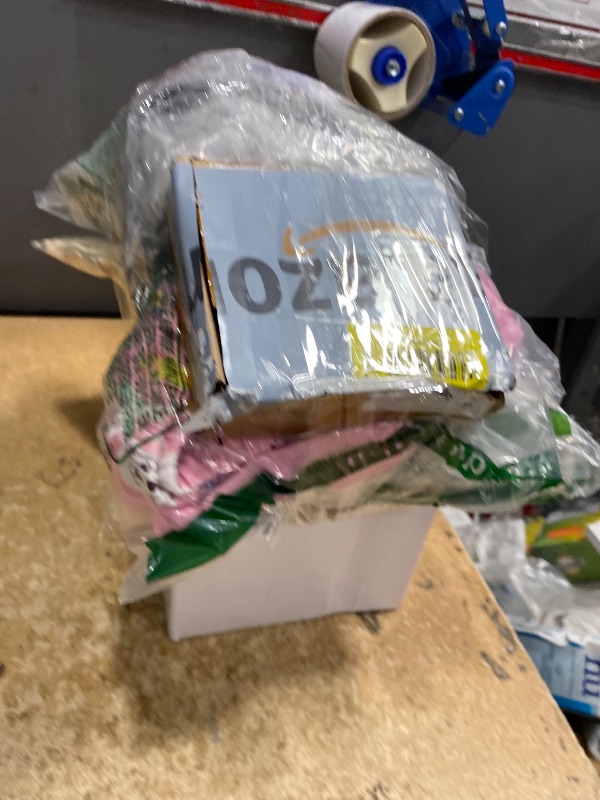 Photo 1 of ** SOLD AS IS BUNDLE OF MISCELLANEOUS AND SORTED GOODS **