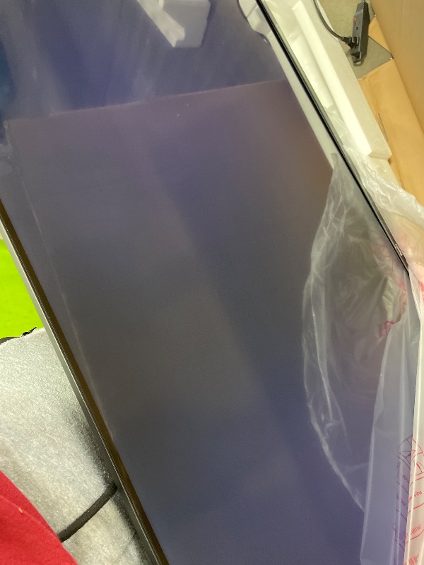 Photo 1 of (does not work)(sold for parts) Roku Smart TV – 55-Inch Select Series, 4K HDR TV – Roku TV with Enhanced Voice Remote – Flat Screen LED Television with Wi-Fi for Streaming Live Local News, Sports, Family Entertainment