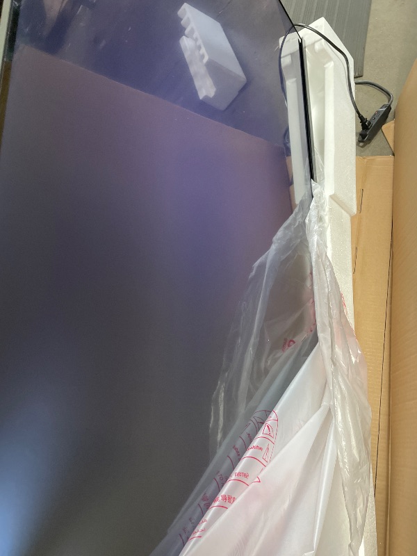 Photo 1 of (does not work)(sold for parts) Roku Smart TV – 55-Inch Select Series, 4K HDR TV – Roku TV with Enhanced Voice Remote – Flat Screen LED Television with Wi-Fi for Streaming Live Local News, Sports, Family Entertainment