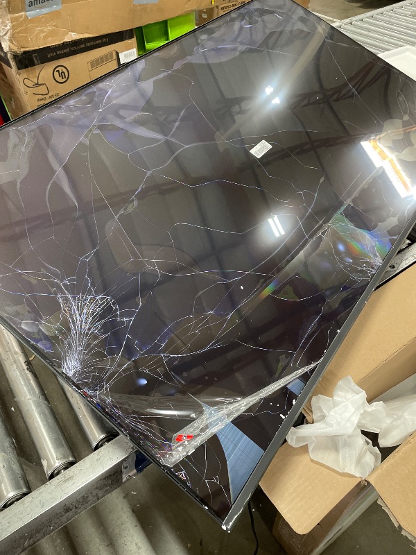 Photo 1 of (broken screen) Samsung 55-Inch Class Crystal UHD U8000F 4K Smart TV (2025 Model) Endless Free Content, Crystal Processor 4K, MetalStream Design, Knox Security, Compatible with Alexa