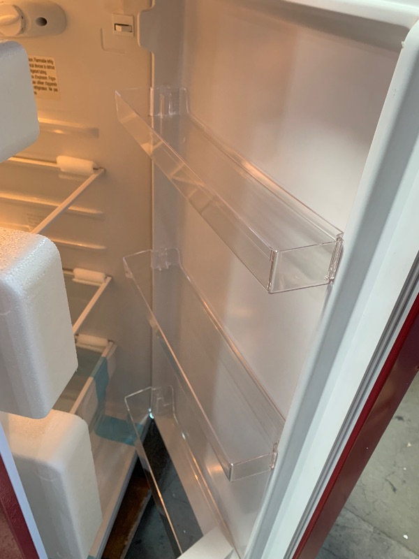 Photo 1 of (see images for damage) Frigidaire Retro Apartment Size Refrigerator with Top Freezer - 2 Door Fridge with 7.5 Cu Ft of Storage Capacity, Adjustable Spill-Proof Shelves, Door & Crisper Bins, Merlot