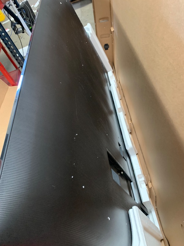 Photo 1 of (damaged screen) Samsung 85-Inch Class QLED Q7F Series Samsung Vision AI Smart TV (2025 Model, 85Q7F) Quantum HDR, Object Tracking Sound Lite, Q4 AI Gen1 Processor, 4K upscaling, Gaming Hub, Alexa Built-in