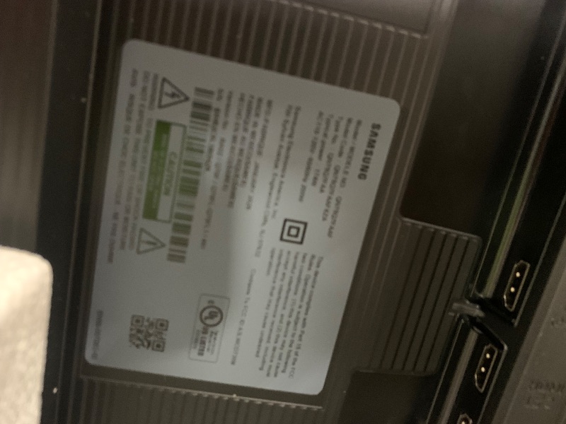 Photo 1 of **DAMAGED  TO THE SCREEN** Samsung 75-Inch Class QLED Q7F Series Samsung Vision AI Smart TV (2025 Model, 75Q7F) Quantum HDR, Object Tracking Sound Lite, Q4 AI Gen1 Processor, 4K upscaling, Gaming Hub, Alexa Built-in