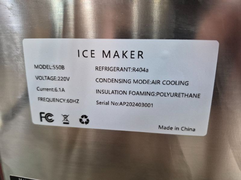 Photo 1 of **************Missing BOTTOM Unit********************Towallmark Commercial Ice Maker Machine 550Lbs/24H, Industrial Ice Machine, 440Lbs Storage, Ice Ready in 8-15 min, Stainless Steel Ice Maker for Bar/Cafe/Restaurant/Business