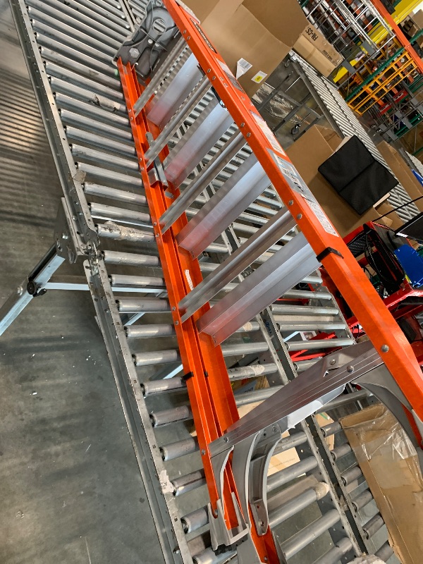 Photo 1 of ******DENTED HAS B EED USED!!!!FINAL SALE!!!Louisville Ladder 6-Foot Fiberglass Step Ladder, 300-Pound Load Capacity, Type IA, FS1506