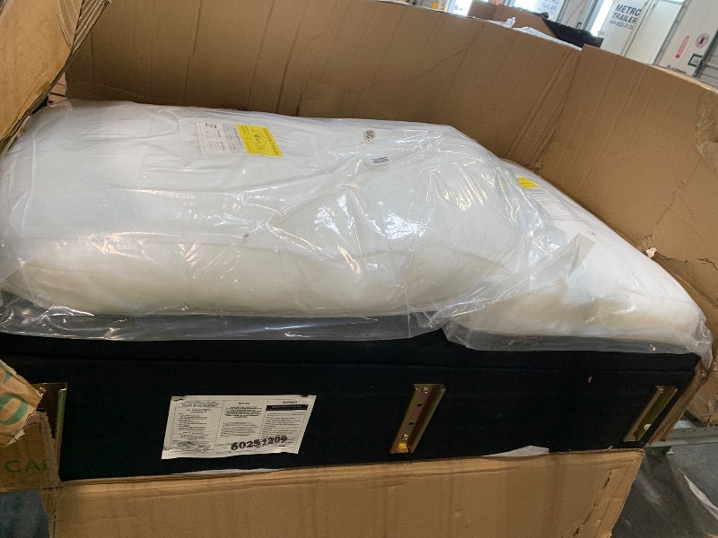 Photo 1 of *** PARTIAL SET CARTON B 2 CUSHIONS AND END SEAT******* HONBAY Sectional Sleeper Sofa with Pull Out Bed, Velvet L Shaped Couch with Storage Seat, Modular Sectional Couches for Living Room, Black