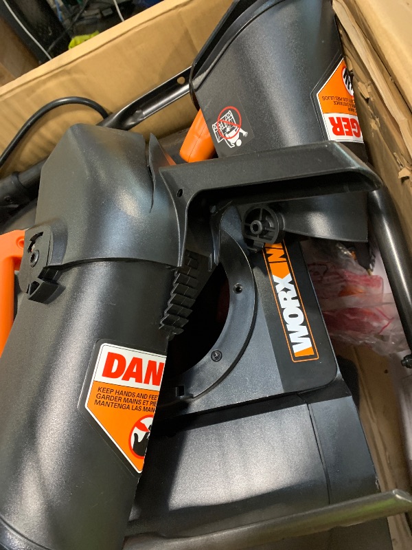 Photo 1 of ***FOR PARTS ONLY - MISSING PIECES/ NON FUNCTIONAL - AS IS NO RETURNS SALE FINAL*** WORX 40V 20" Cordless Snow Blower, Electric Snow Thrower for 6-Car Driveway, Snow Removal with Brushless Motor, 2 × 4.0 Ah Batteries & Charger Included, WG471
BROKEN PART