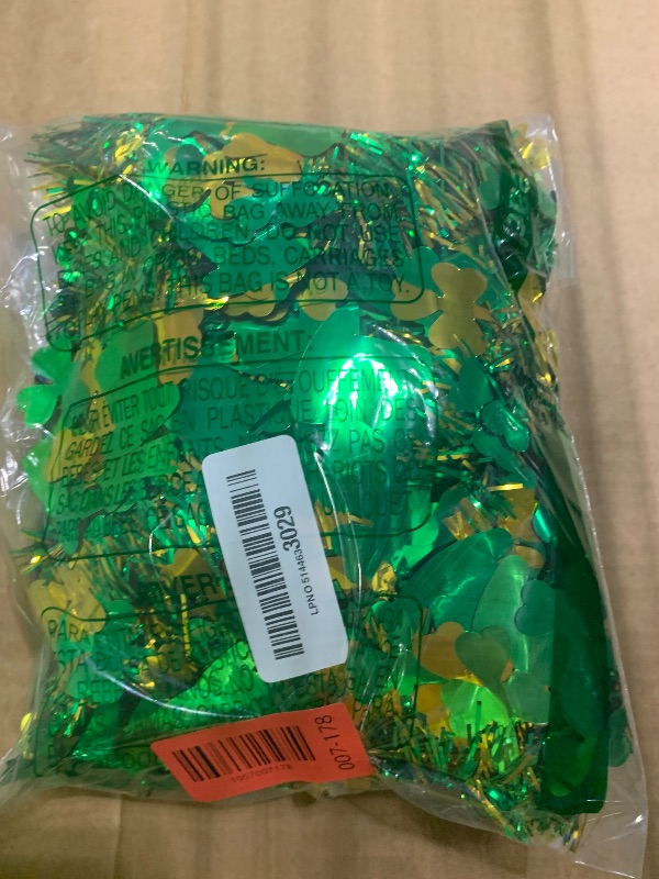 Photo 1 of ?20/40/60/80 FT? St Patricks Day Garland Decor Gold Green Shamrock Hat Tinsel Garland, Shiny Metallic Streamer Twist Garland Hanging St Patricks Day Decorations for Home Indoor Outdoor Party Supplies