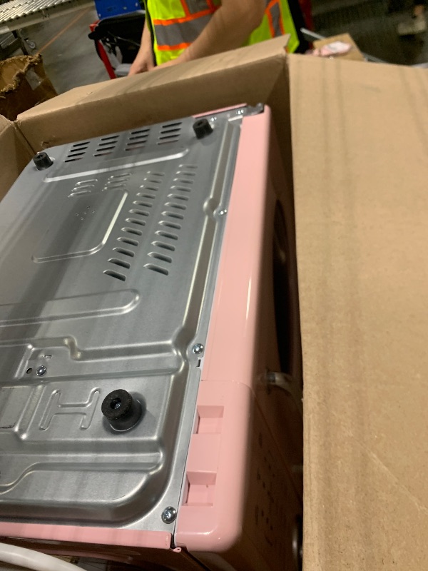 View 3 of **NON-FUNCTIONAL**
Nostalgia Retro 1000W Microwave Oven 1.1 Cu Ft Capacity – Child Safety Lock, 8 Auto-Cook Settings – Countertop Kitchen Appliance – Pink