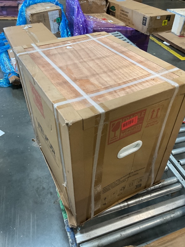 Photo 1 of **FACTORY SEALED** VEVOR Commercial Slushy Machine, 15Lx2 Double Tank Margarita Machine, 120 Cups Stainless Steel Margarita Smoothie Frozen Drink Machine, Slushie Machine for Party Restaurants Cafe Bars