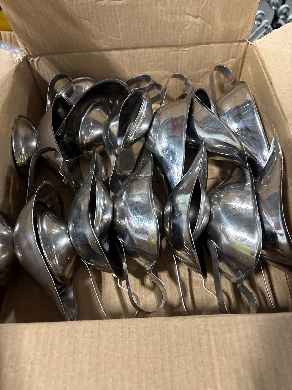 Photo 1 of **DIRTY**
Stainless Steel Gravy Boat – Elegant Sauce Server with Gadroon Base & Easy-Pour Lip – Durable Metal Sauce Boat for Gravy, Dressings, Syrups, and Condiments – Dishwasher Safe (12, 8 Oz.)
