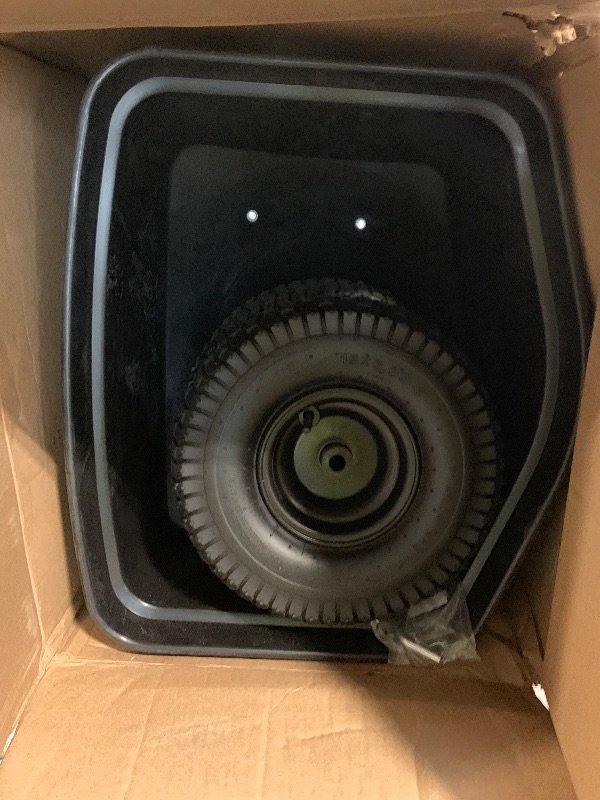 Photo 1 of ** sold as is no refund/return** Chapin 8622B Tow & Pull Behind Broadcast Spreader, 150lbs Capacity, Auto?Stop Dual Impeller, Enclosed Bearings, Use for Seed & Fertilizer, Heavy?Duty Farm/ATV/UTV
