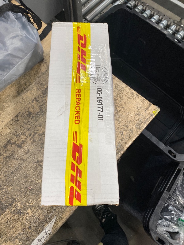 Photo 1 of ?Electric Focus?Magcubic Mini Projector 4K Support, Smart Projector with WiFi 6 and Bluetooth 5.4, 5W Soundbase Speaker, 180° Rotation, Portable Proyector for Home Theater