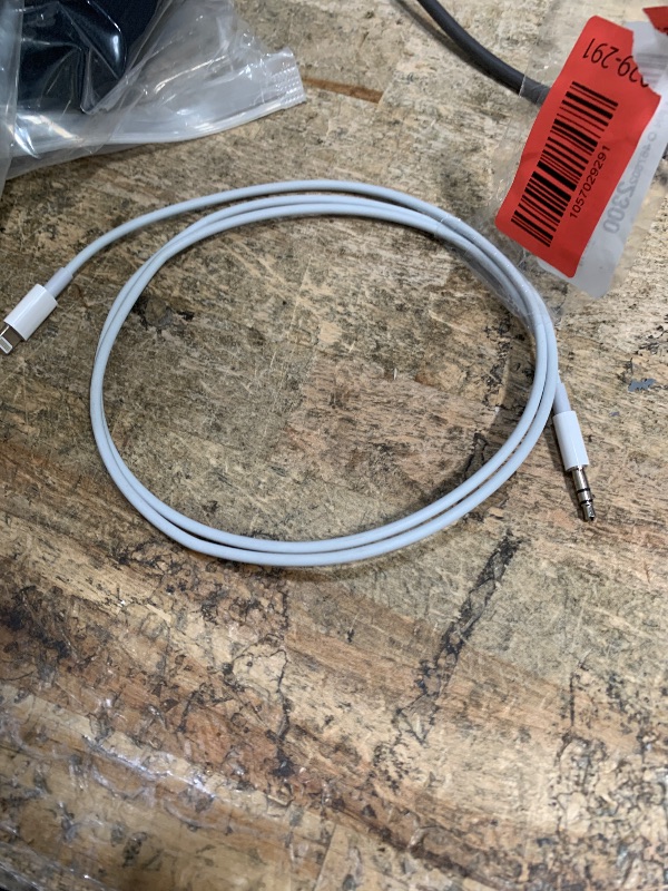 Photo 1 of (Apple MFi Certified) iPhone AUX Cord,Lightning to 1/8 Inch Audio Cable,3.3ft, Headphone Jack Adapter Male Aux Stereo Audio Cable Compatible for iPhone 14/13/12/11/XR/X/8/7 (White)