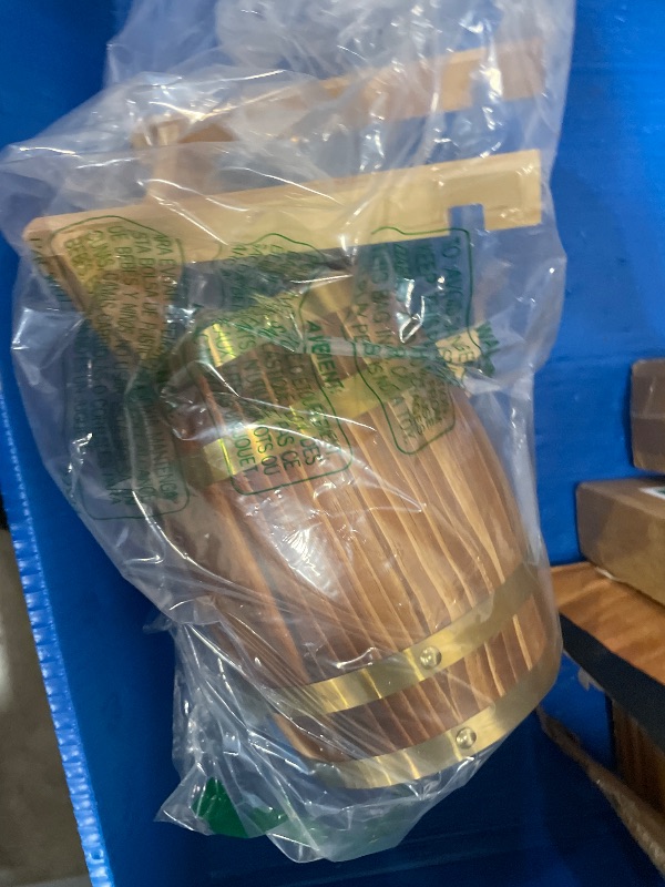 Photo 1 of 1.5L Oak Aging Barrels Whiskey Barrel Dispenser Home Wine Bucket Whiskey Barrel for Wine, Spirits, Beer, and Liquor Light Yellow (with baked oak chips)