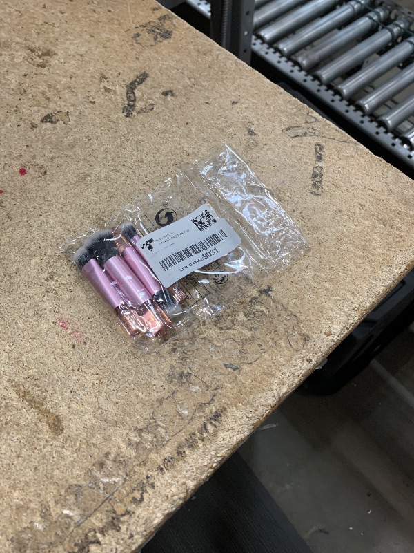 Photo 1 of 10 Pcs Mini Travel Makeup Brush Set With Pouch Pink Portable Travel Makeup Brushes Professional Cosmetic Brush Travel-Essentials kits for Women Girls Brushes Blush Powder Eye Shadow